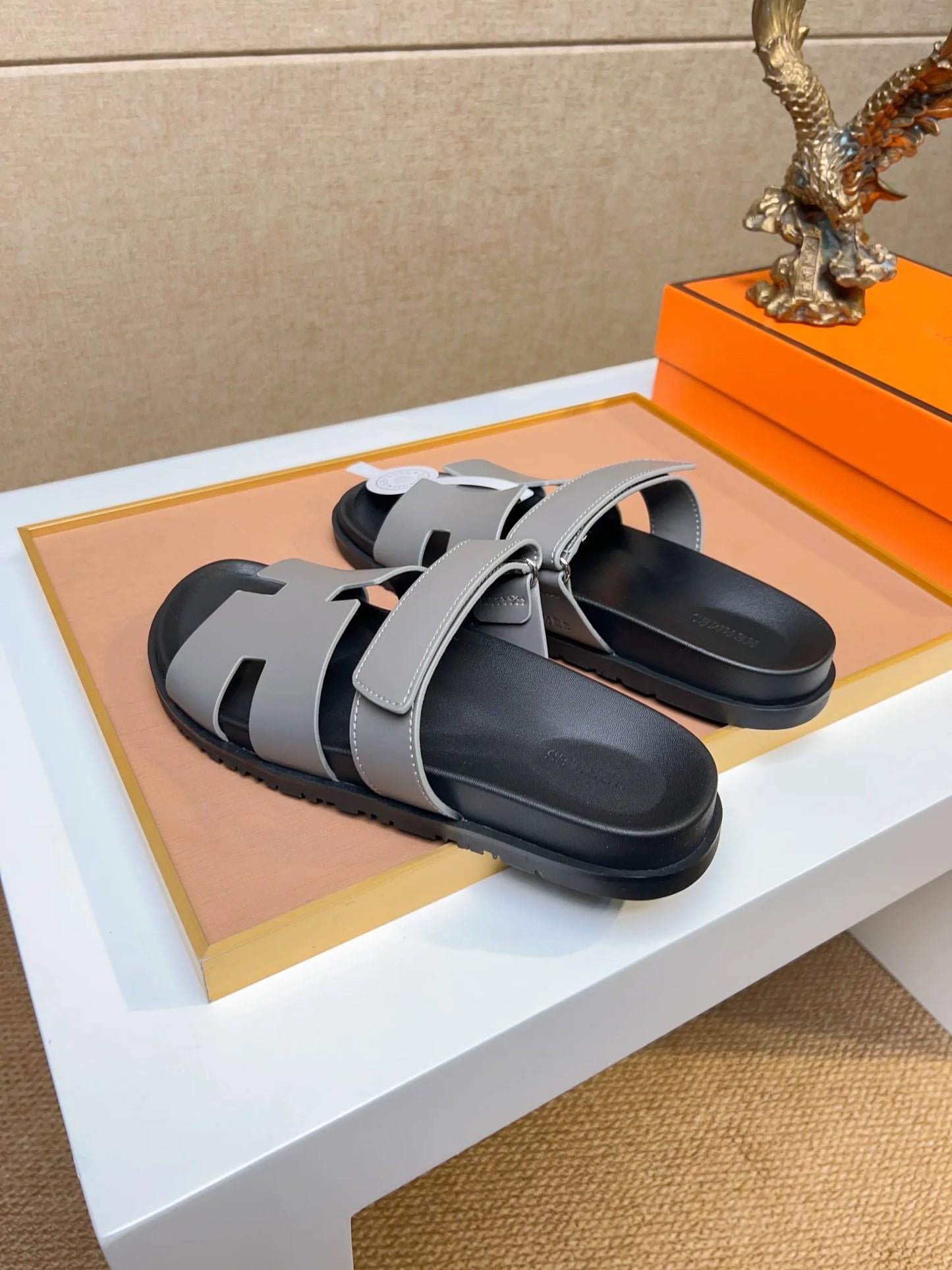 New Arrival 2025 High Quality Genuine Leather Unisex Slip On Shoes