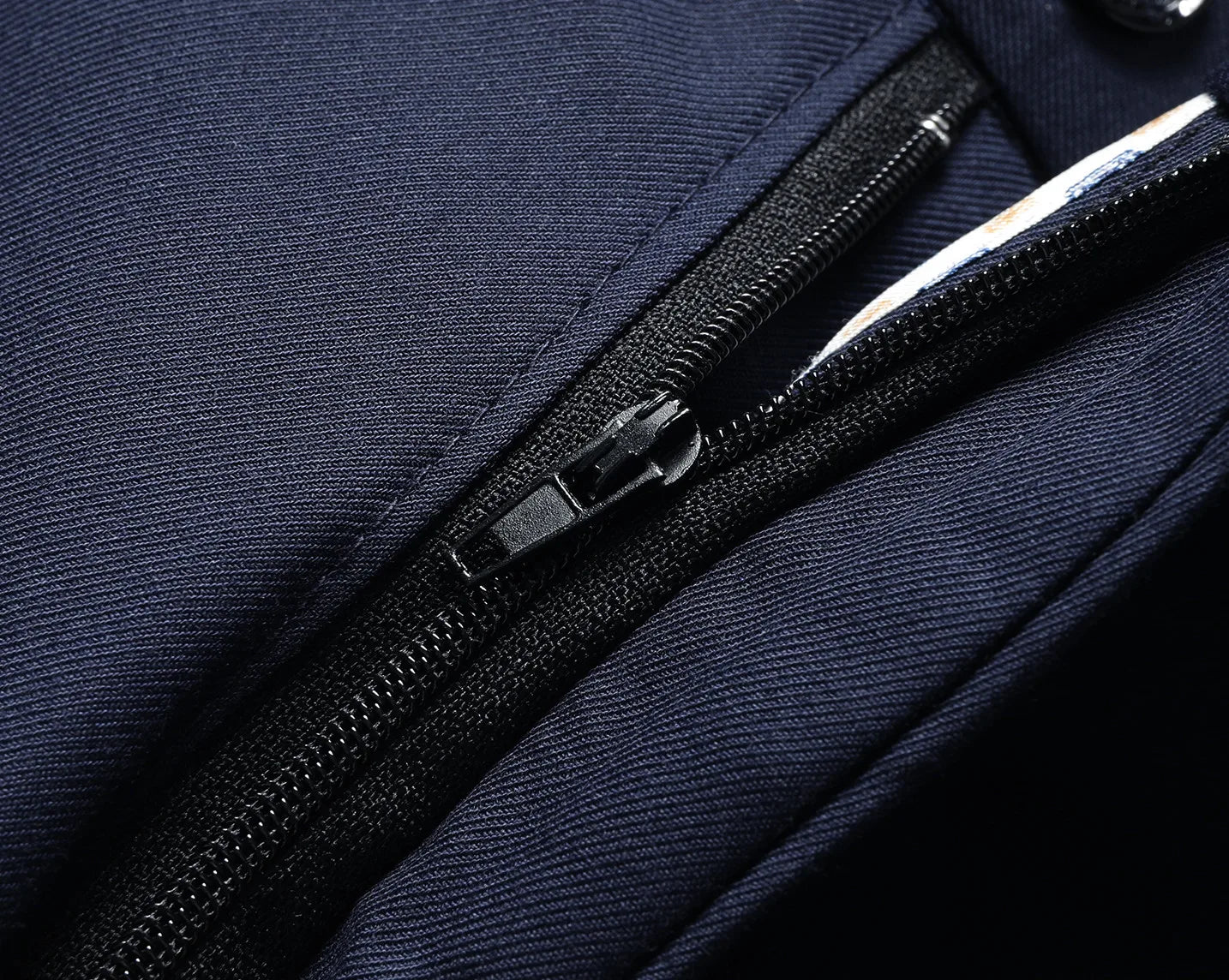 Men's White Two-Piece Wool Business  Suit