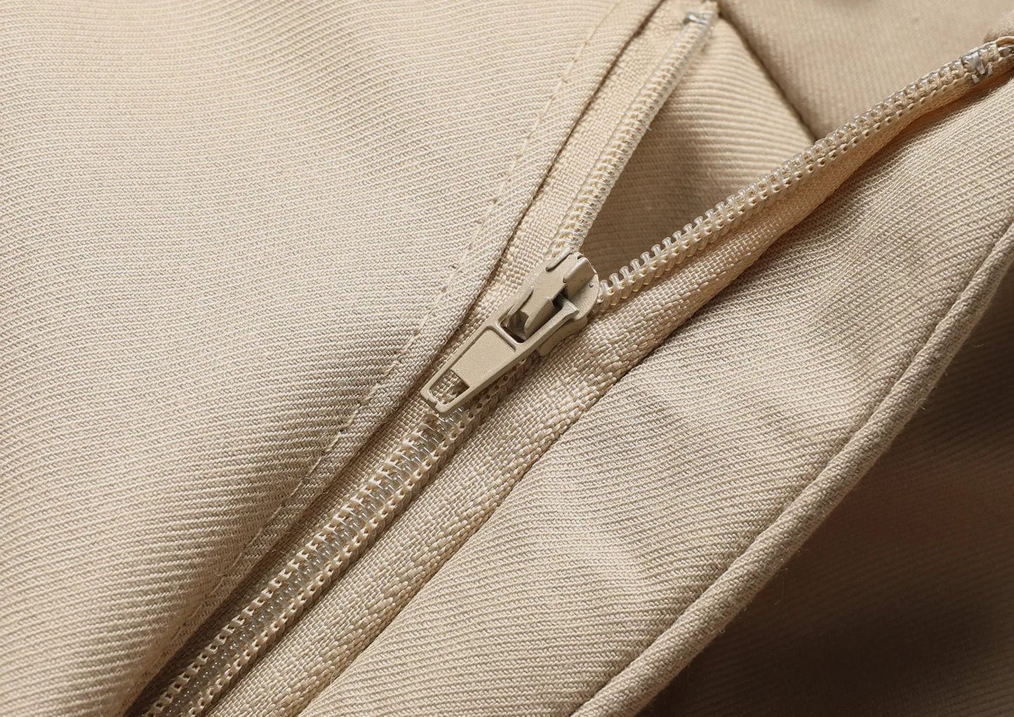 Men's White Two-Piece Wool Business  Suit