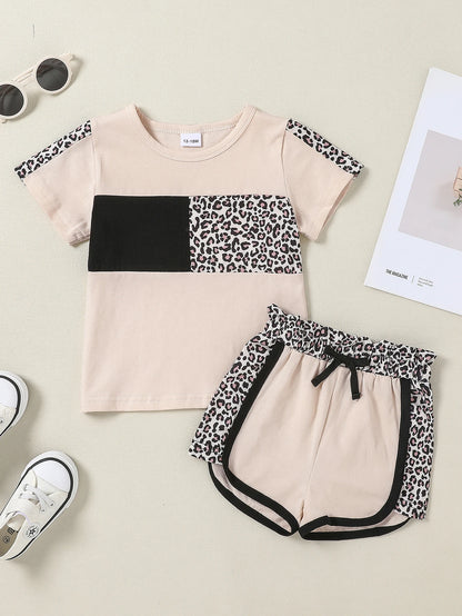 Baby Girl  Short Sleeve T-shirt Tops with Leopard Camo Printed Shorts Set